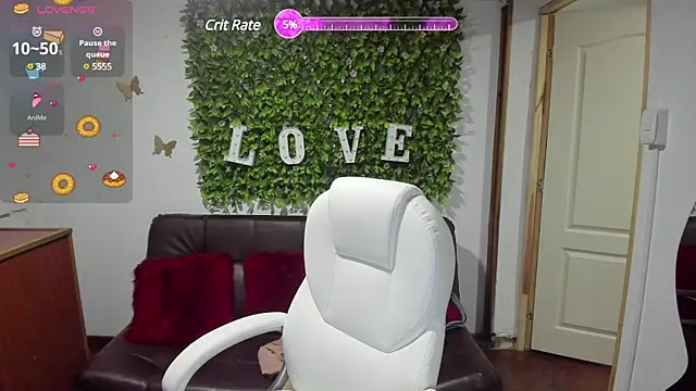 Enma  clark online show from December 6, 2024, 3:19 am