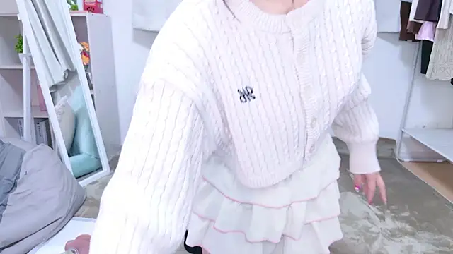 Rico-pin online show from October 19, 2025, 3:23 pm