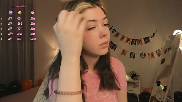 Vanessa Walters online show from October 25, 2025, 3:03 am