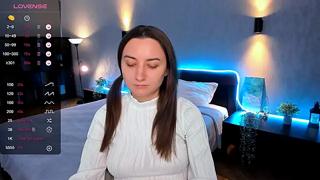 Snapshot of annacooleman chatting on January 17, 2025, 7:19 am annacooleman online show from January 17, 2025, 7:19 am