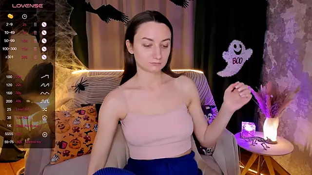 Snapshot of annacooleman chatting on October 21, 2025, 2:23 am annacooleman online show from October 21, 2025, 2:23 am