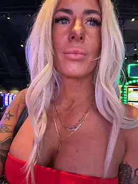 blondiluvsanal online show from April 2, 2026, 3:53 pm