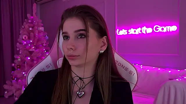 DianaVert online show from December 23, 2024, 4:01 am