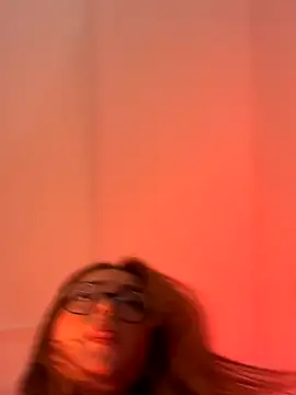 Snapshot of SweetJennaa chatting on October 17, 2025, 4:48 am SweetJennaa online show from October 17, 2025, 4:48 am