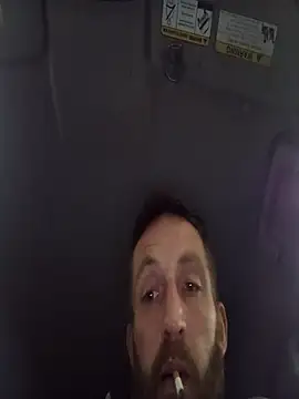 otterlover123 online show from November 9, 2025, 12:36 pm