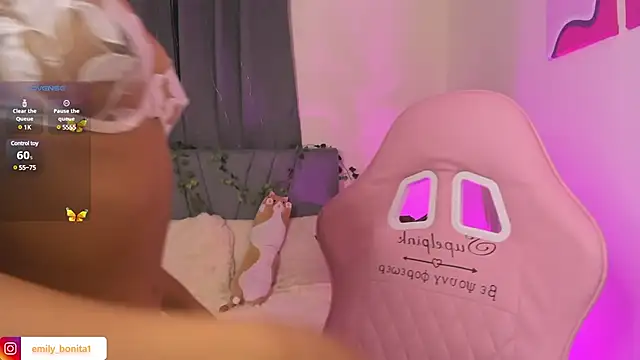 Snapshot of emy_bonita1 chatting on January 25, 2025, 2:15 am emy bonita1 online show from January 25, 2025, 2:15 am