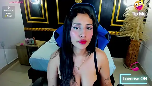 venuz lee online show from February 22, 2025, 12:51 pm