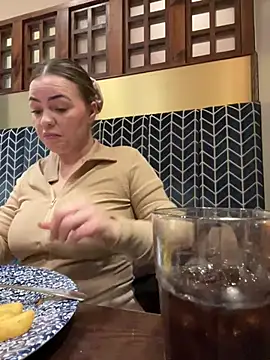 Snapshot of chelsiekink3 chatting on January 7, 2025, 1:03 pm chelsiekink3 online show from January 7, 2025, 1:03 pm