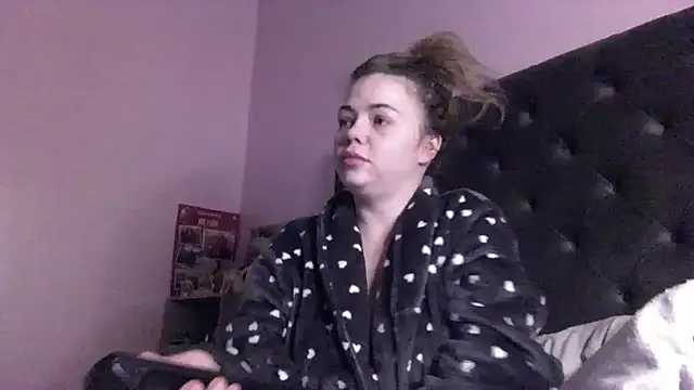 Snapshot of chelsiekink3 chatting on February 18, 2025, 8:27 am chelsiekink3 online show from February 18, 2025, 8:27 am