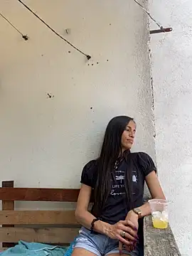 Snapshot of AlexaWarner chatting on February 28, 2026, 6:09 pm AlexaWarner online show from February 28, 2026, 6:09 pm