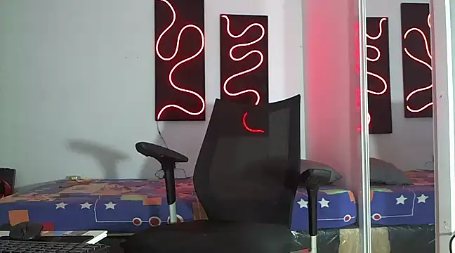 Snapshot of Hardboy_latin chatting on January 29, 2025, 3:33 am Hardboy latin online show from January 29, 2025, 3:33 am