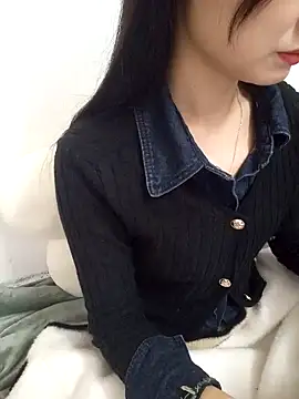 Lovely kute online show from December 21, 2024, 8:43 pm