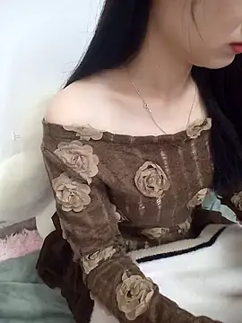 Lovely kute online show from December 24, 2024, 10:06 pm