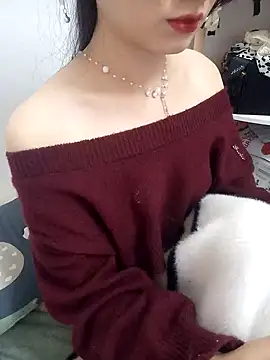 Lovely kute online show from February 5, 2025, 7:39 am