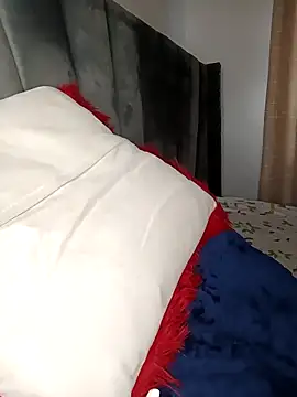 Snapshot of Golden_diver chatting on October 30, 2025, 8:27 am Golden diver online show from October 30, 2025, 8:27 am