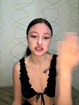 Kimsweet7 online show from October 26, 2025, 10:54 am