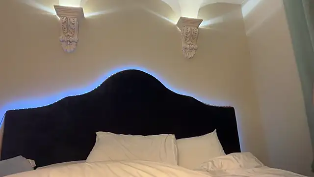 Snapshot of MiaDavis21 chatting on January 15, 2026, 4:33 pm MiaDavis21 online show from January 15, 2026, 4:33 pm