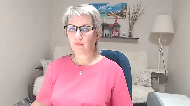 FleurMays online show from October 26, 2025, 9:15 am