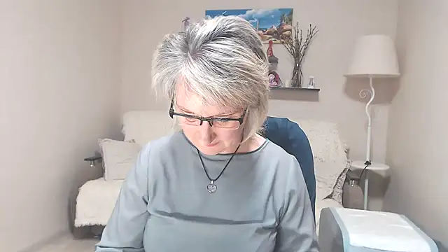 FleurMays online show from June 30, 2026, 5:08 am