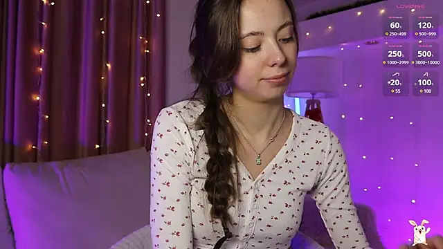 Snapshot of Goldy_Grace_ chatting on January 14, 2025, 2:53 pm Goldy Grace online show from January 14, 2025, 2:53 pm