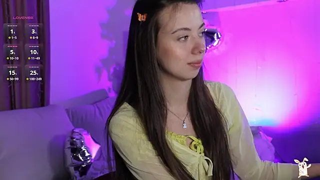 Snapshot of Goldy_Grace_ chatting on February 21, 2025, 11:44 am Goldy Grace online show from February 21, 2025, 11:44 am