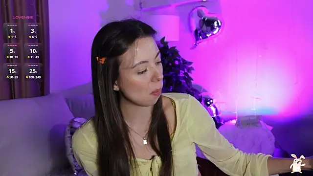 Snapshot of Goldy_Grace_ chatting on February 21, 2025, 2:48 pm Goldy Grace online show from February 21, 2025, 2:48 pm