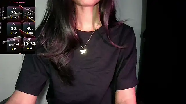 glowybekwa online show from March 2, 2025, 6:40 pm