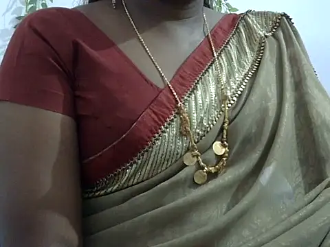 Hot akshara online show from October 9, 2025, 3:43 pm