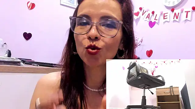 Snapshot of Milenahot_69_ chatting on February 5, 2025, 2:48 pm Milenahot 69 online show from February 5, 2025, 2:48 pm
