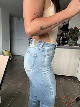 SofiaG  online show from November 24, 2025, 8:52 pm