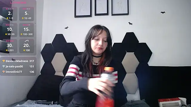 Snapshot of Maki_Zein chatting on December 5, 2024, 7:38 pm Maki Zein online show from December 5, 2024, 7:38 pm