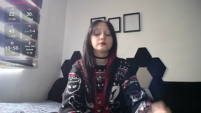 Snapshot of Maki_Zein chatting on January 3, 2025, 1:25 pm Maki Zein online show from January 3, 2025, 1:25 pm