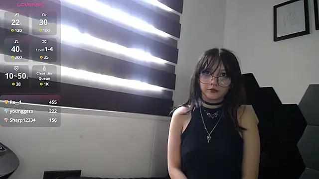 Snapshot of Maki_Zein chatting on March 5, 2025, 6:12 pm Maki Zein online show from March 5, 2025, 6:12 pm