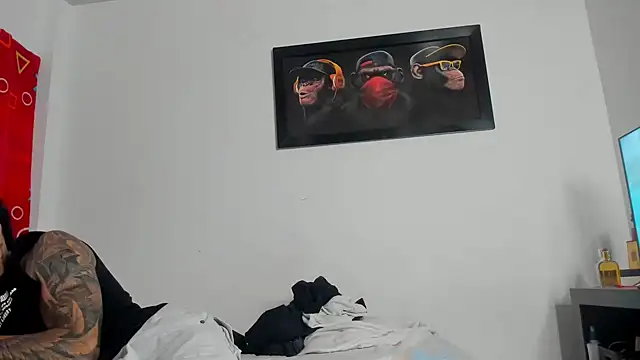 OliverBennet online show from October 8, 2025, 10:29 pm