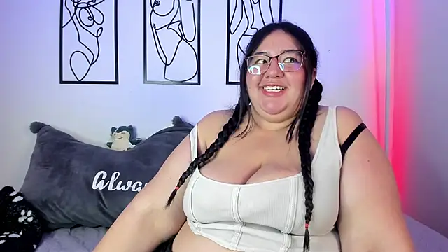 RubyPirsso18 online show from March 17, 2025, 10:06 pm