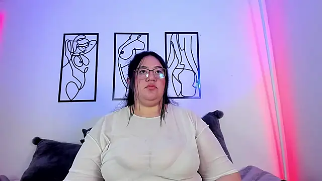 RubyPirsso18 online show from March 19, 2025, 10:09 pm