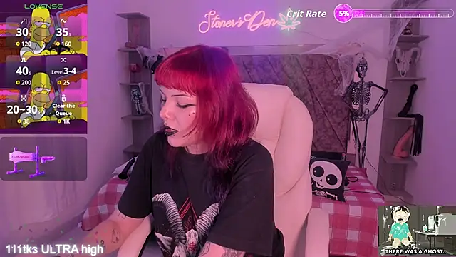 Snapshot of Sarah-Stoner chatting on November 5, 2025, 8:31 pm Sarah-Stoner online show from November 5, 2025, 8:31 pm