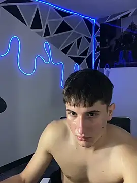 Snapshot of oliver_Lz chatting on February 27, 2025, 1:48 am oliver Lz online show from February 27, 2025, 1:48 am