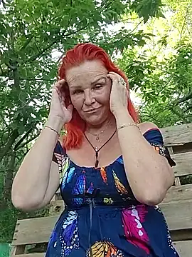 CassandraSandra44 online show from May 22, 2026, 4:12 pm