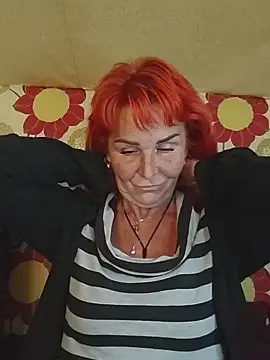 CassandraSandra44 online show from May 28, 2026, 4:26 pm