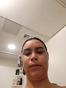 cinnaminnie online show from February 14, 2026, 6:26 pm