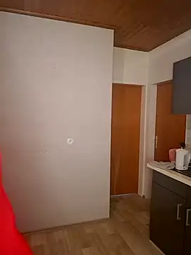 Jujuicy 97 online show from December 24, 2024, 9:17 am