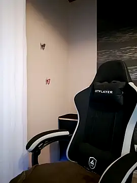 Jujuicy 97 online show from March 11, 2025, 7:14 pm