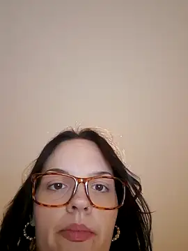 Jujuicy 97 online show from November 1, 2025, 7:32 am