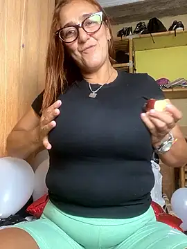 anastasia and jordan online show from February 12, 2025, 8:50 pm