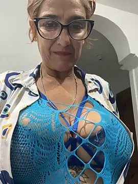 Snapshot of anastasia_and_jordan chatting on April 19, 2026, 8:35 am anastasia and jordan online show from April 19, 2026, 8:35 am