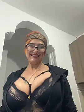 Snapshot of anastasia_and_jordan chatting on April 24, 2026, 7:22 am anastasia and jordan online show from April 24, 2026, 7:22 am