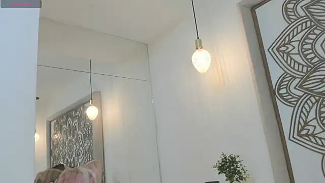 Snapshot of PersefoneWoods1 chatting on September 8, 2025, 8:19 pm PersefoneWoods1 online show from September 8, 2025, 8:19 pm