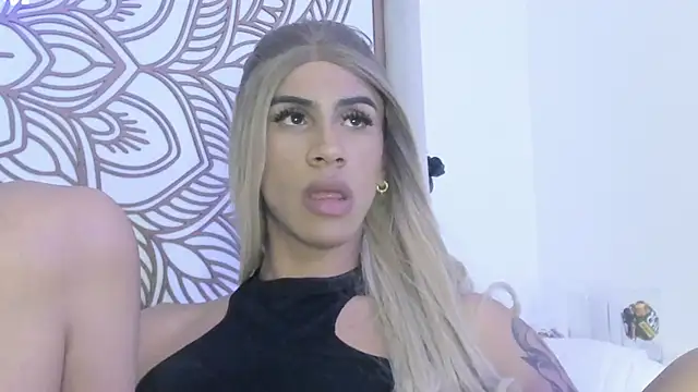 Snapshot of PersefoneWoods1 chatting on September 26, 2025, 5:22 am PersefoneWoods1 online show from September 26, 2025, 5:22 am