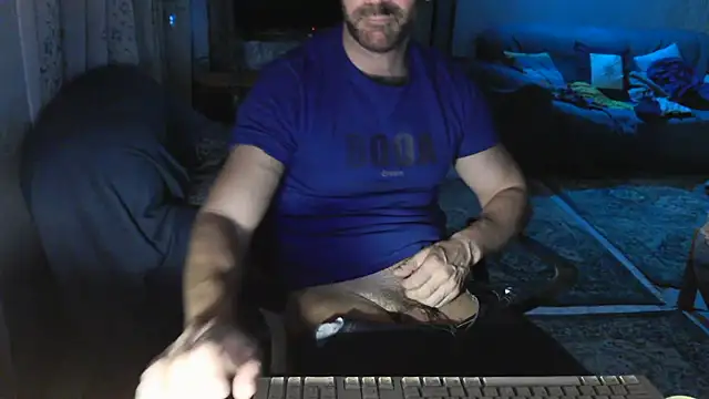 Snapshot of TebaldHot chatting on October 1, 2025, 1:17 pm TebaldHot online show from October 1, 2025, 1:17 pm